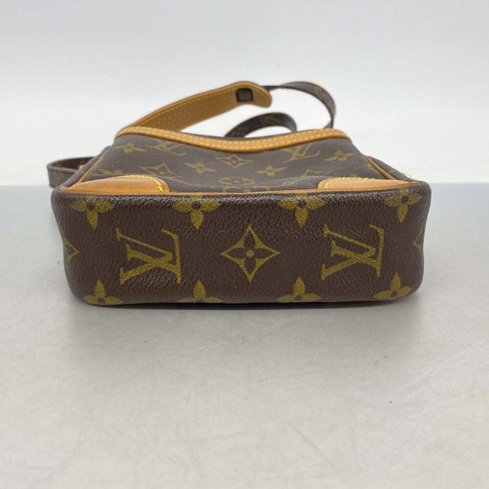 LOUIS VUITTON Brown Monogram Shoulder Bag - Picture 3 of 10